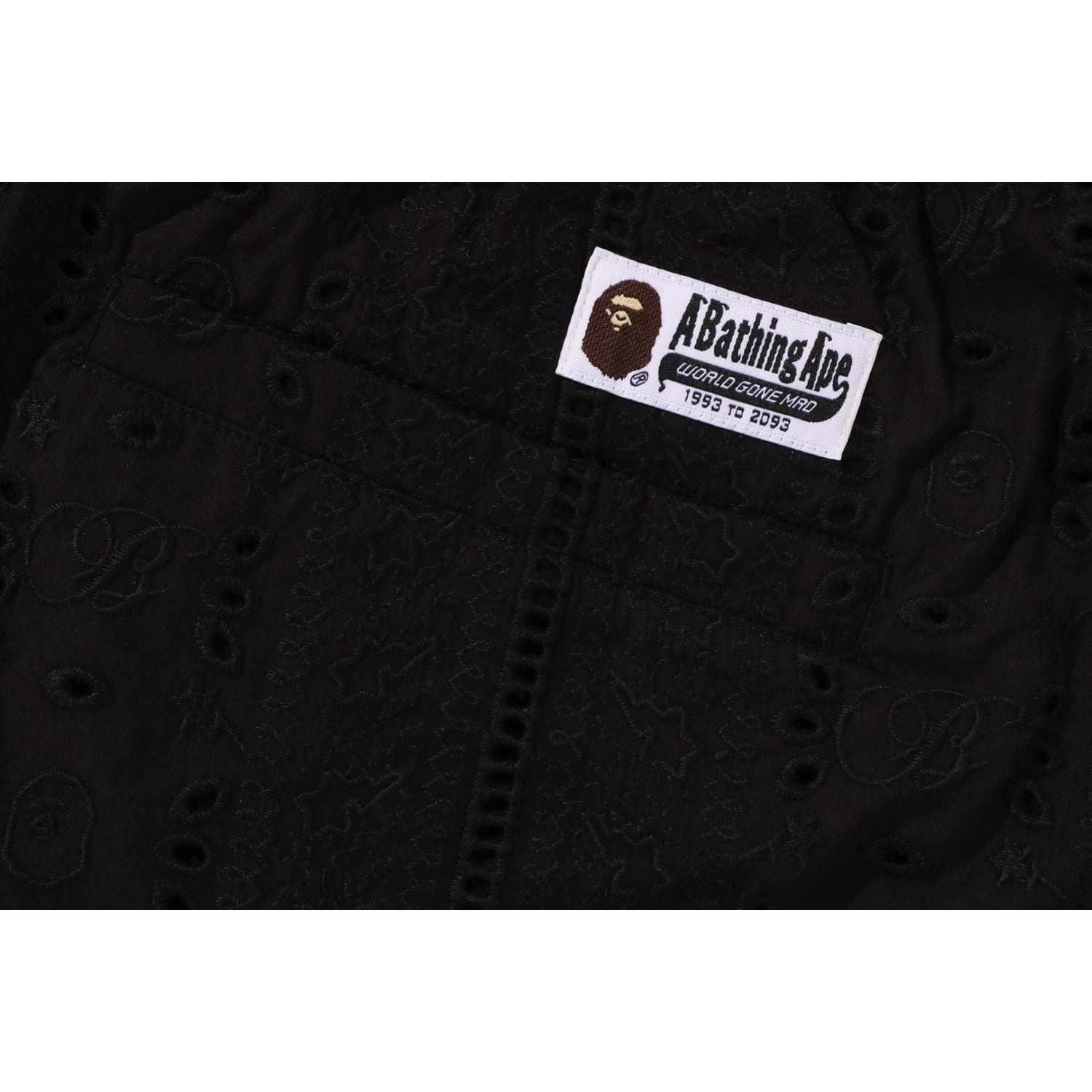 EMBROIDERY RELAXED FIT SHORTS MENS - Image 6
